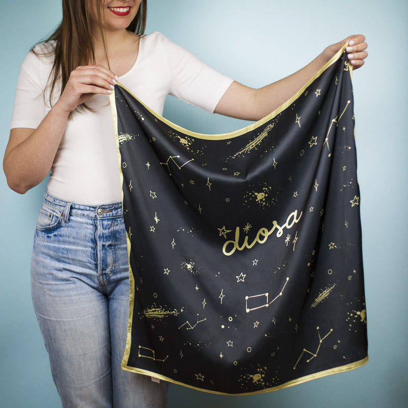 Pañuelo de satén Diosa